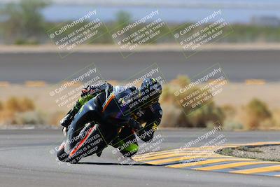 media/Oct-08-2022-SoCal Trackdays (Sat) [[1fc3beec89]]/Turn 14 (1050am)/